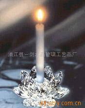 浦江縣一劍水晶玻璃工藝品廠 水晶燭臺(tái)的匠心之作